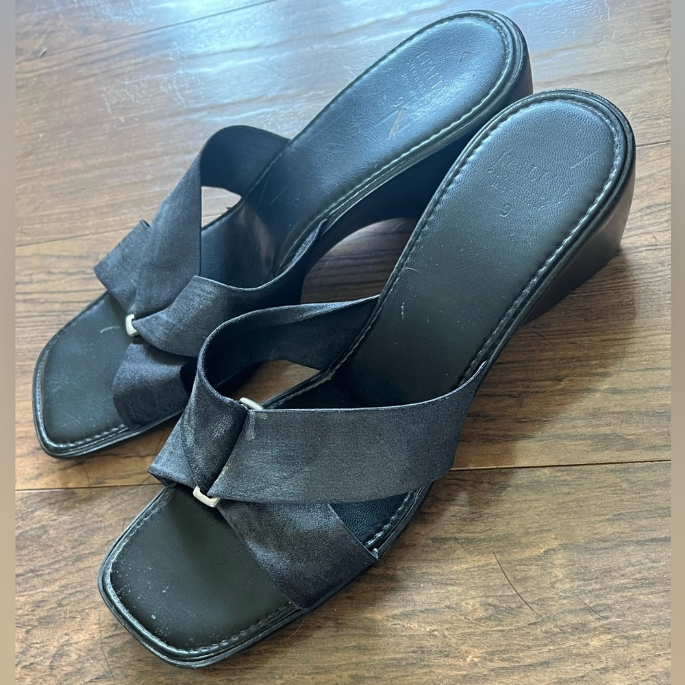 Italian Shoemakers Black Wedge Sandals